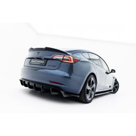 Heckansatz V.2 Tesla Model 3